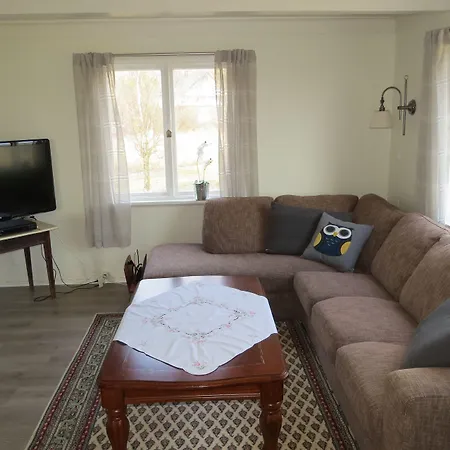 Borghildstua Romslig Med Panoramautsikt Mot Havet Og Lofotfjellene Casa vacanze *