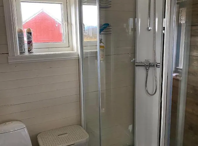 Borghildstua Romslig Med Panoramautsikt Mot Havet Og Lofotfjellene Casa vacanze