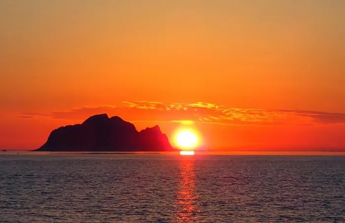 Casa vacanze Borghildstua Romslig Med Panoramautsikt Mot Havet Og Lofotfjellene