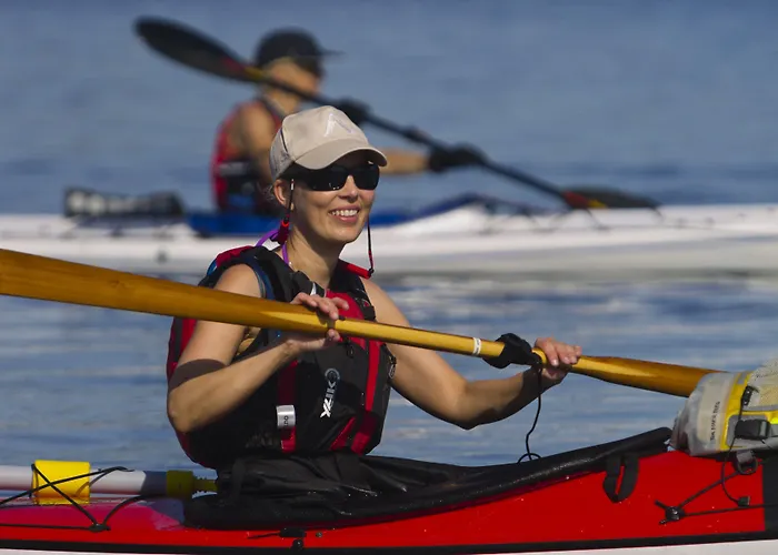 Borghildstua Romslig Med Panoramautsikt Mot Havet Og Lofotfjellene *