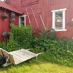 Borghildstua Romslig Med Panoramautsikt Mot Havet Og Lofotfjellene * Melbu