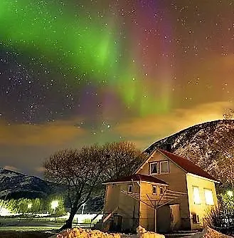 Borghildstua Romslig Med Panoramautsikt Mot Havet Og Lofotfjellene * Melbu